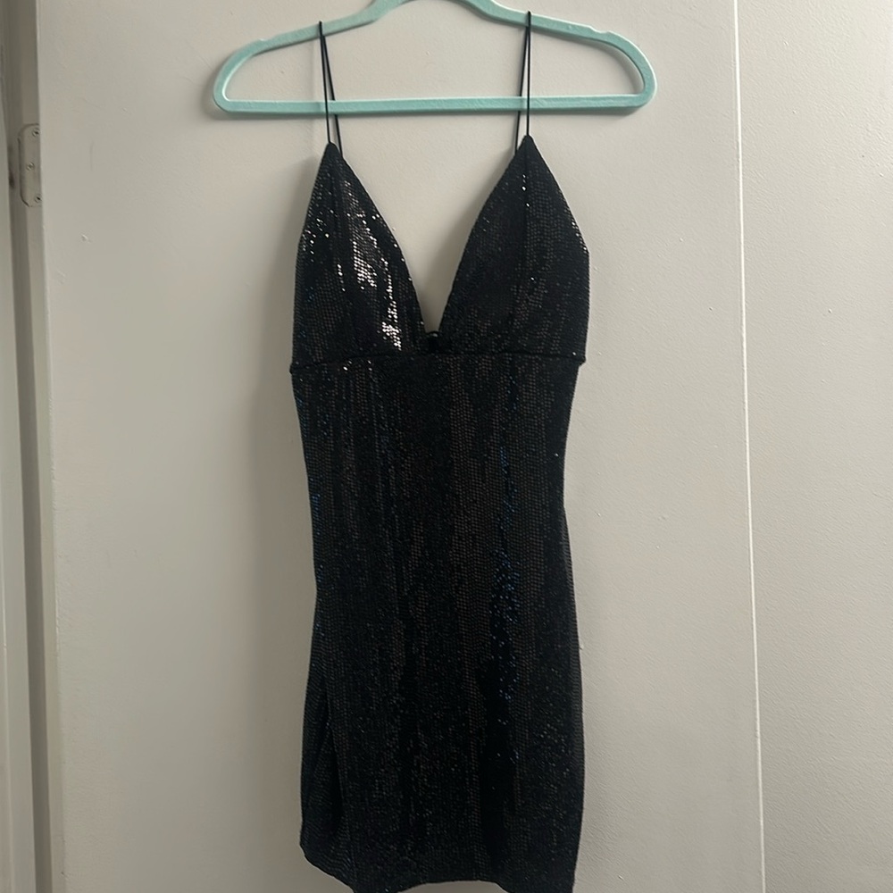 Sparkly black dress thats been worn once